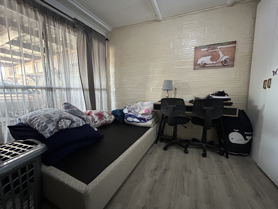 2 Bedroom Property for Sale in Belgravia Western Cape